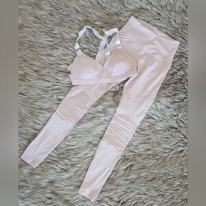 L'urv Pink Sports Bra and Leggings Set SMALL/XS